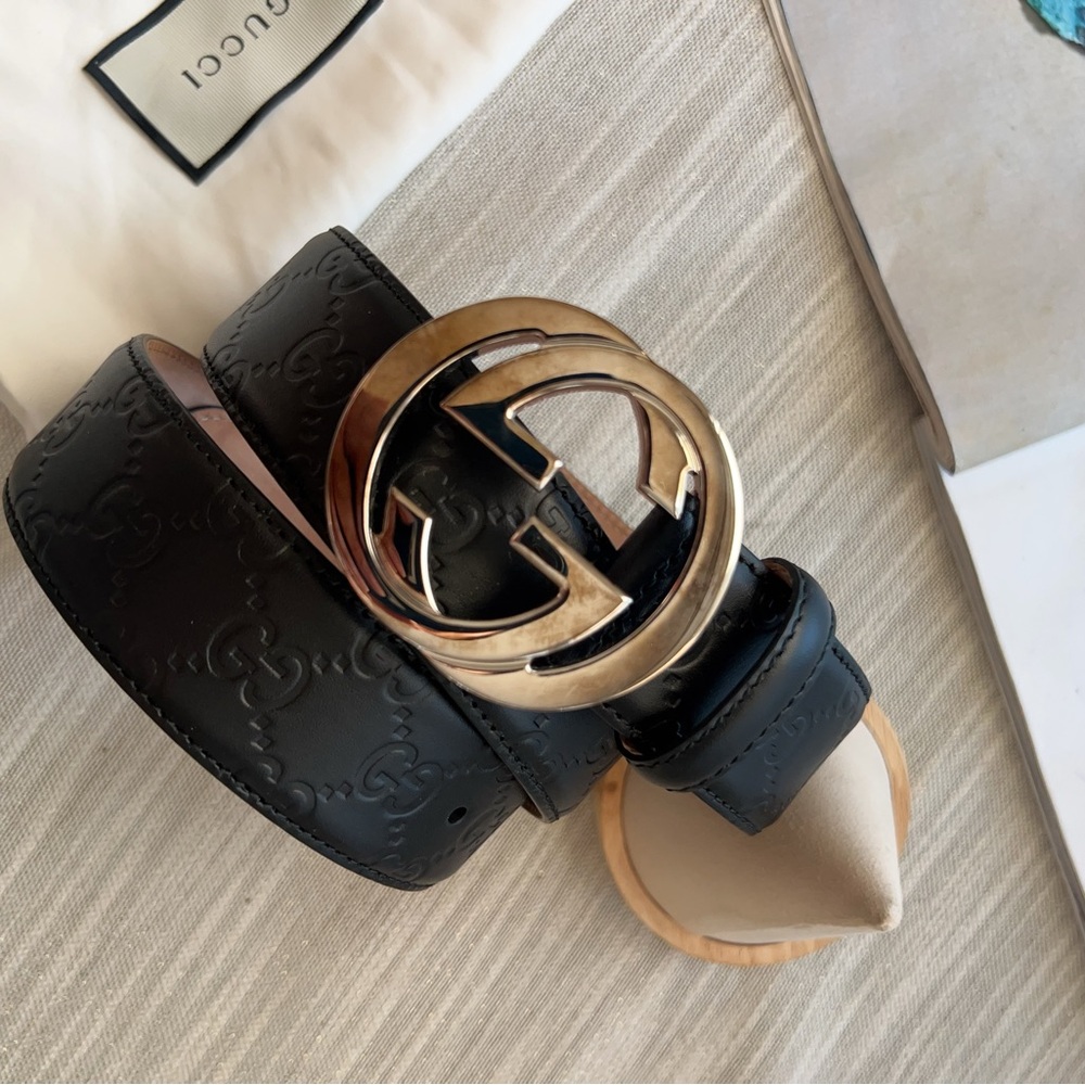 Gucci Black Embossed Leather Belt with Gold Double G Buckle